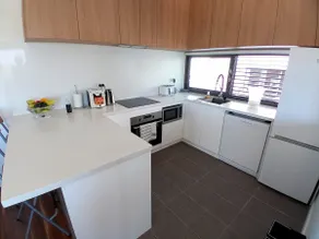 Brand NEW VIP Luxury 5/5 Star Beachside Escape - Image 4