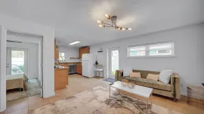 Oceanside 1st floor home, 1 block away from beach and 15 mins away from Mayo - Image 4