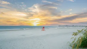 Oceanside 1st floor home, 1 block away from beach and 15 mins away from Mayo - Image 3