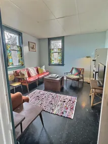 Retro Hideaway with Private Patio. - Image 4
