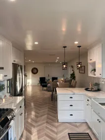 Beautifully Renovated Vacation Home and Back Yard. - Image 2