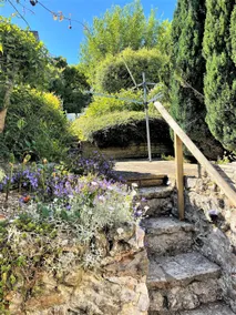 Lovely cottage 10 minute walk to beach + parking - Image 2