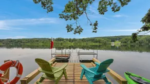 4 Season Lakeside Cottage - The Dragonfly Inn & Resort - Image 2