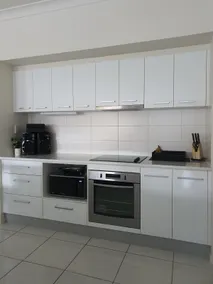 Spacious 6BR Home | Sleeps 14 | Families & Groups - Image 5