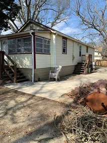 Cute, small cottage minutes from restaurants/bay - Image 4