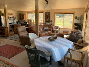 Juniper Lookout - Rustic and cozy with a view - Image 4
