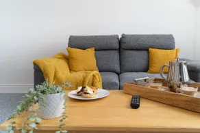 Bright~ Town Center~ 2 bed~Penzance - Image 2