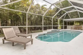 Spacious Vero Beach getaway w/ patio & pool - Image 2