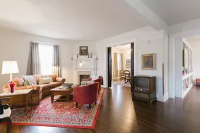 The Perch on Park - Historic Downtown Residence - Image 3