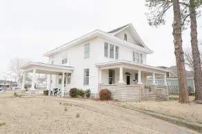 The Perch on Park - Historic Downtown Residence - Image 2