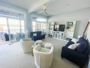 Dual-suite Lakefront retreat | 2 Kitchens + Dock - Image 3