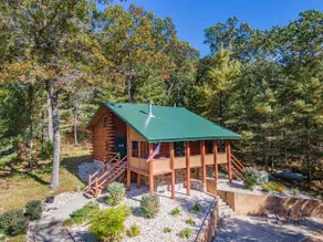 Private Log Cabin in 10 Acre Forest - Image 2