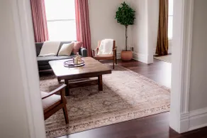 The 1905 - Spacious Downtown Farmhouse - 4bd/2ba - Image 2