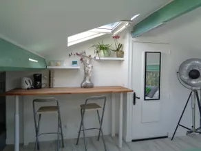 studio near to the bay and beach - Image 3