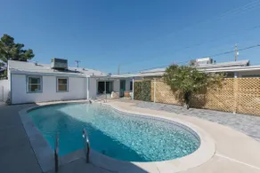 The Getaway on 17th: 4BR + Private Pool - Image 2