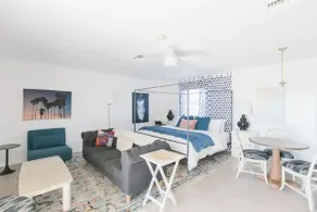 2BR Casita on the 17th: King Bed + Kitchenette - Image 3