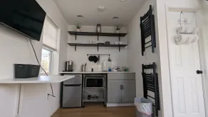 Adorable private 1-bedroom place, close to metro - Image 3