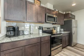 Let's gather together-spacious living & kitchen - Image 2