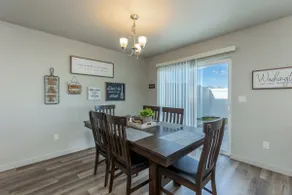Let's gather together-spacious living & kitchen - Image 5