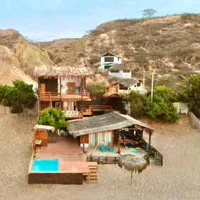Kahuna house in Canoas de Punta Sal facing the ocean - Image 2
