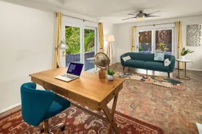 Mid century modern air conditioned retreat with expansive garden - Image 2
