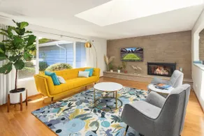 Mid century modern air conditioned retreat with expansive garden - Image 3