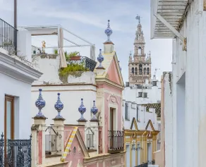 Luxury apartment in the center of Seville - Image 5