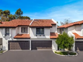 Newly Remodeled Modern/Coastal Gem - Image 3
