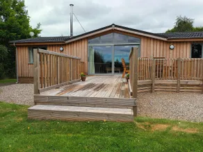 Birch Lodge, Pitlandie - Luxury 2 Bedroom Lodge with Sauna - Image 3