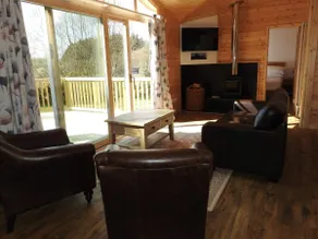 Birch Lodge, Pitlandie - Luxury 2 Bedroom Lodge with Sauna - Image 4