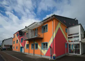 Junipro Deluxe Apartment Plus with 7 Beds in 3 Bedrooms - Image 5