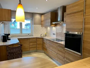 Junipro Deluxe Apartment Plus with 7 Beds in 3 Bedrooms - Image 2