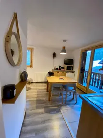 Cozy studio between the lake and the mountain - Image 5