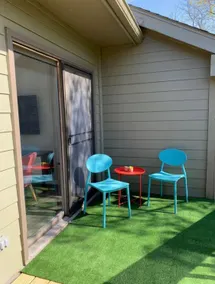 Retro Modern Retreat - Image 3