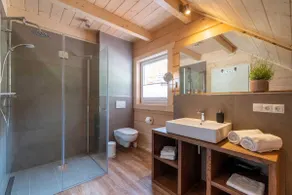 Family suite with sleeping loft - Image 2