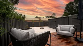 Modern Comfortable 2 bedroom home, Central Wagga. - Image 5