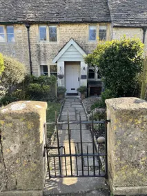 Idyllic cottage in quiet village-2 bed-near Bath. - Image 2