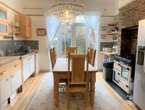 Victorian Villa close to Liverpool City Centre - Image 2