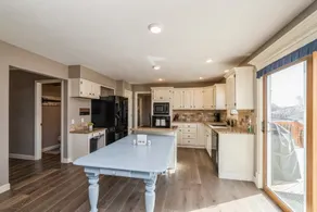 Stunning Suburban Home in Quiet Neighborhood - Image 3