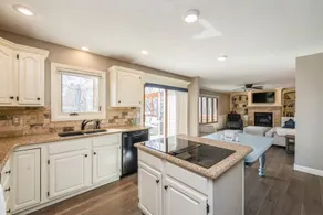 Stunning Suburban Home in Quiet Neighborhood - Image 2