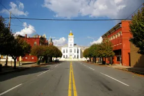Perfect Private Getaway in Beautiful Pine Bluff! - Image 2