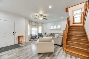 Entire Modern Lakehouse, Steps to Lake Michigan - Image 2
