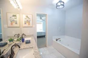 One of a kind 10 min from AT&T Stadium 3BR2BA Home - Image 4