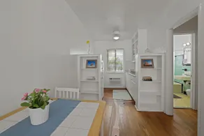 Studio#15 Pet Friendly Bright Courtyard Near Beach - Image 4