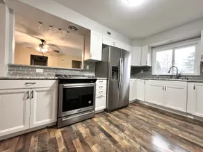 Comfy House, Arcade, walk to Purdue, Golf, Sports! - Image 2