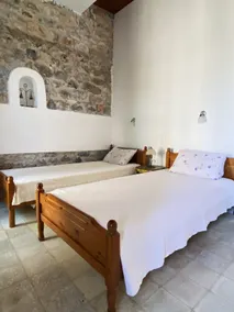 Romantic property with pool near a beautiful beach - Image 3
