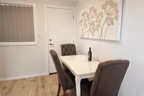 Wollongong Granny flat with 2 bathrooms & parking - Image 5