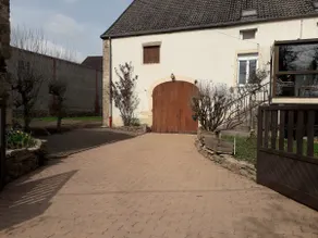 Country house, in the heart of a vineyard - Image 2