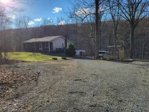 NICE! Quiet Setting *5 Mi to Lake Raystown Resort* - Image 2