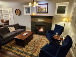 Beautifully Renovated Historic Bungalow on Government Way - Image 2